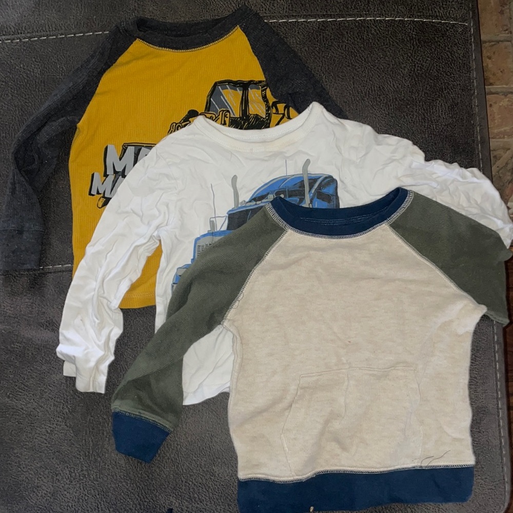 2T BOYS LONG SLEEVE SHIRTS (3 SHIRTS)